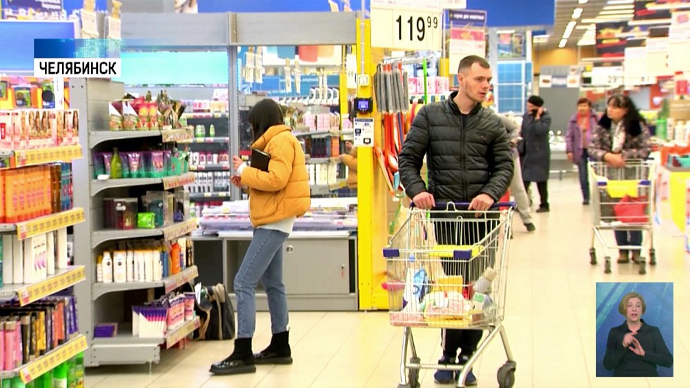 В магазинах подорожают товары к праздникам
