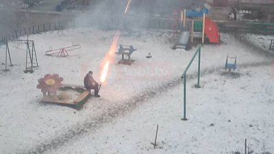 Фейерверки с запахом одиночества попали на видео в центре Челябинска