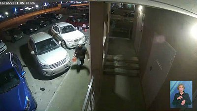 В Челябинске ищут вора аккумуляторов