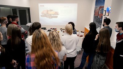 Гости из Трехгорного побывали на Автозаводе «Урал»