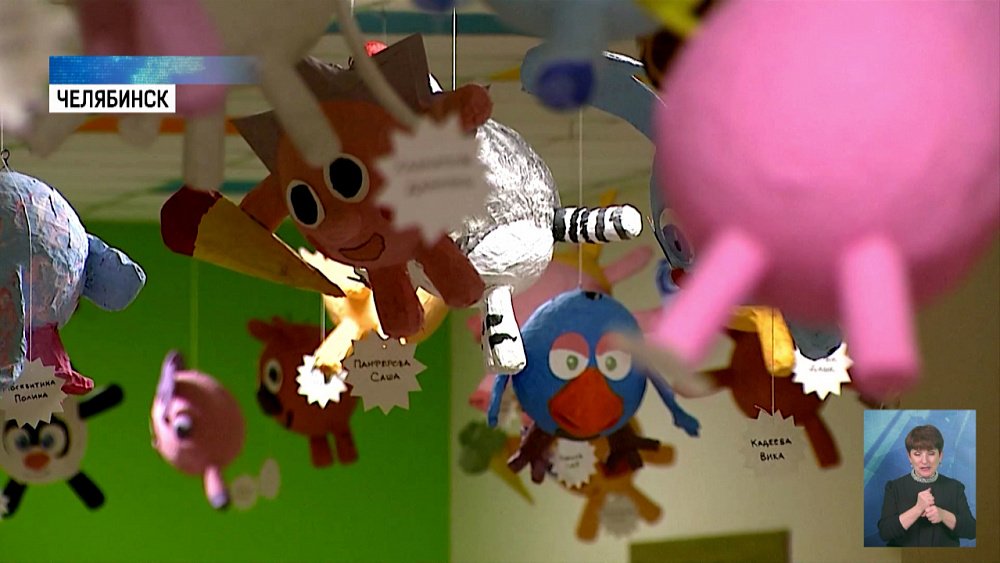 Южноуральцы мастерят праздничные украшения