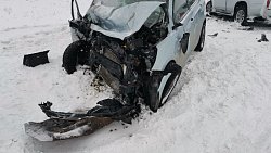 В лобовом столкновении автомобилей возле Магнитогорска погиб пассажир иномарки