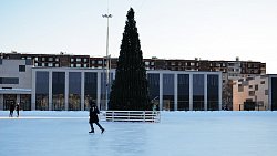 На каток всей семьей! Где кататься на коньках в новогодние праздники в Челябинске