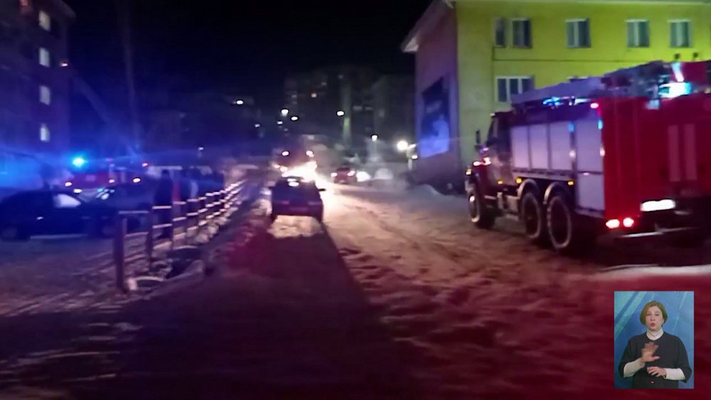 Людей эвакуировали из-за пожара в Златоусте