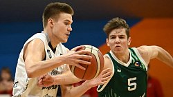 Баскетбольный клуб «Челбаскет» поднялся на пятое место в Суперлиге‑2