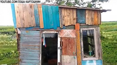 Школьник снимал видео о постройке дома и прославился на Youtube