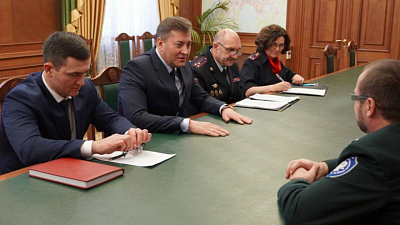 Глава МВД по Челябинской области пообещал поддержку казакам за помощь полиции