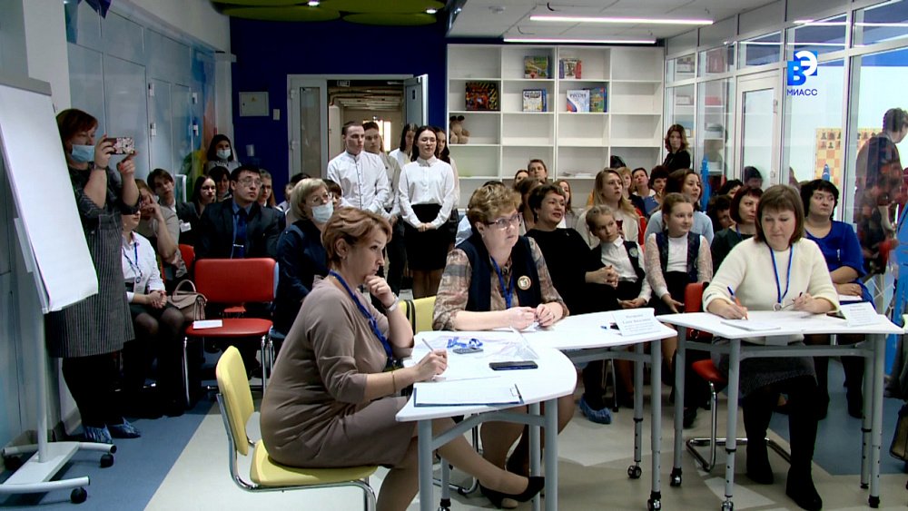 В Миассе выбирают «Самого классного классного»