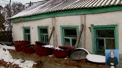 Семья инвалидов не может добиться переселения