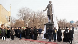 В Челябинске открыли памятник императору Александру II