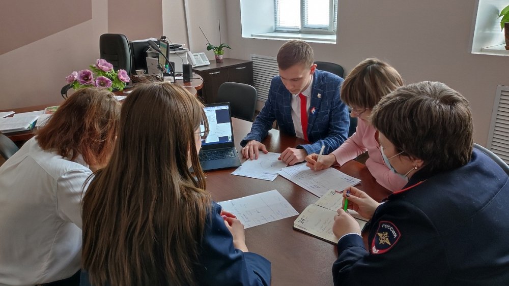 Студенты магнитогорского университета создадут чат‑бота для профилактики мошенничества