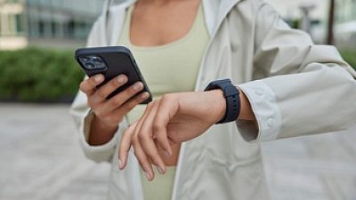 На Южном Урале смарт-часы обошли по популярности фитнес-трекеры