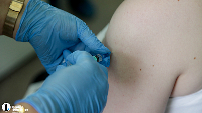 В Челябинской области от COVID‑19 привили 76% работников промпредприятий