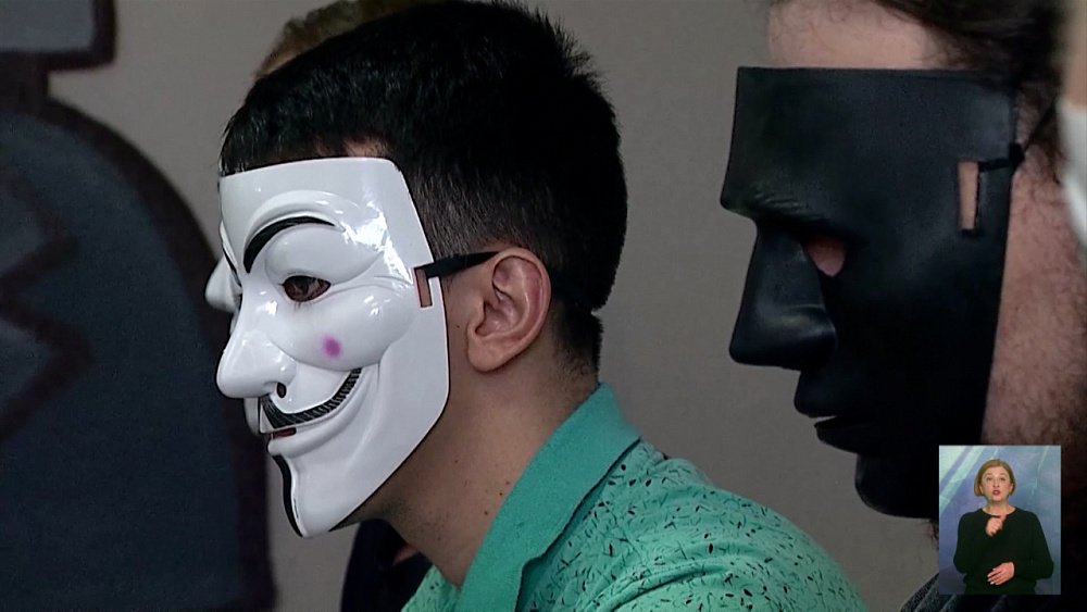 Мошенники обманули челябинку на 400 тысяч рублей