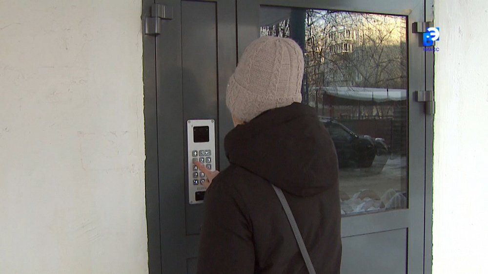 Миасцы устанавливают «Умные домофоны»