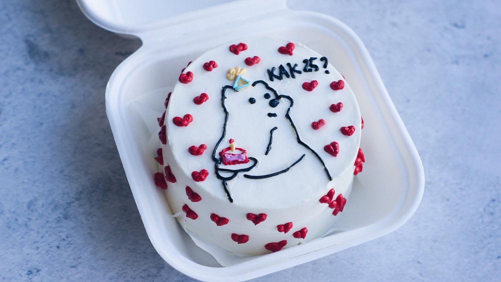  «Спасибо Корее за новые тренды»: челябинка печет модные бенто‑торты