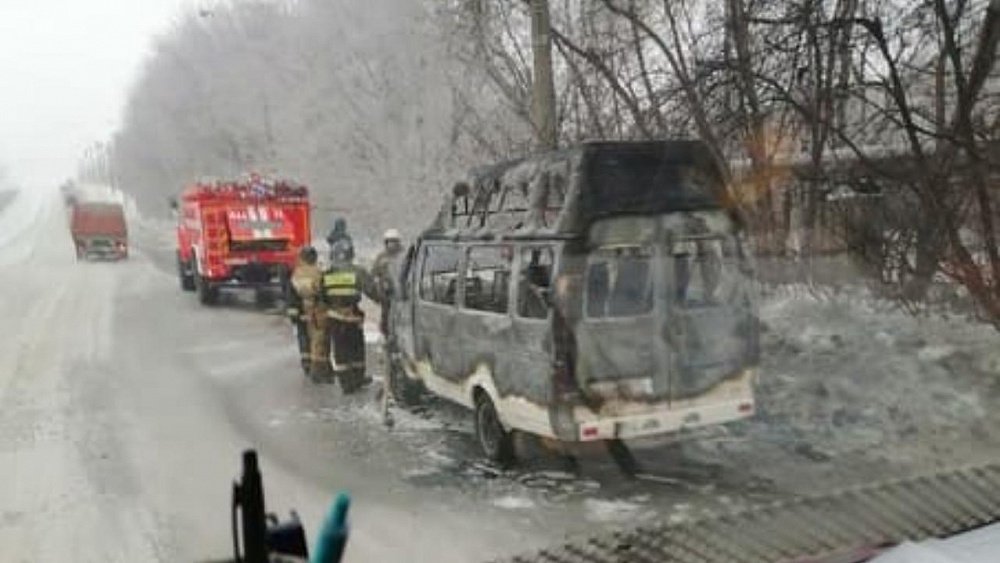 В Магнитогорске на ходу загорелась маршрутка