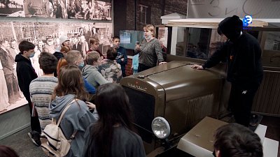 АЗ «Урал» проводит экскурсию для школьников