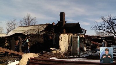 Многодетная семья лишилась дома из-за пожара