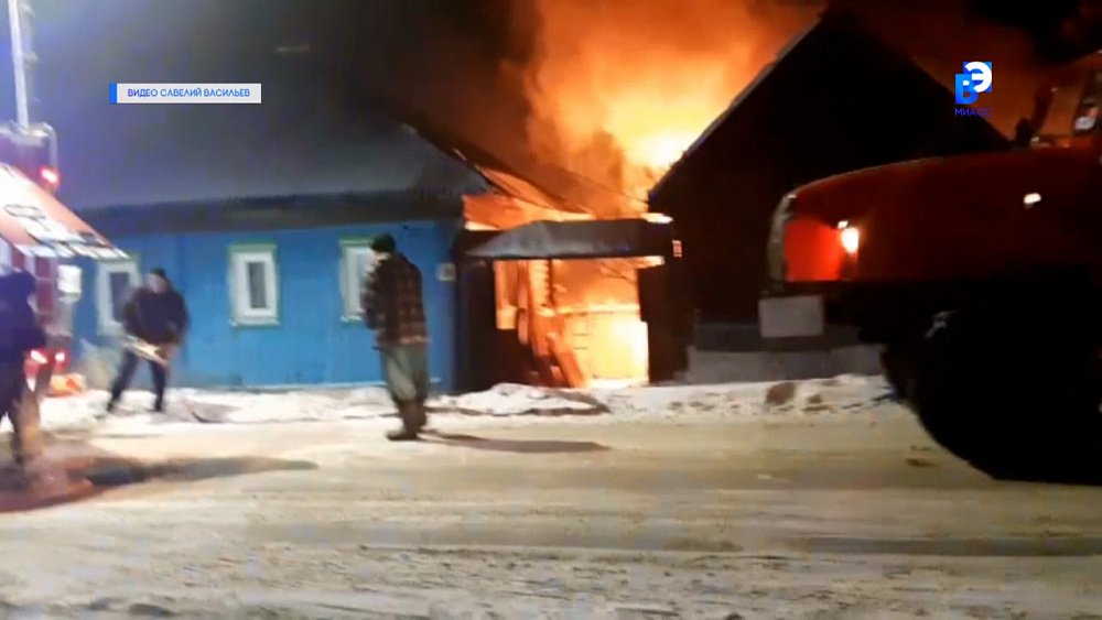 Пожар в Тургояке тушили 5 боевых расчётов