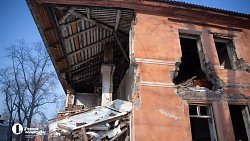 Снос дома с рухнувшей стеной на Кронштадтской затягивается из‑за судов с жильцами