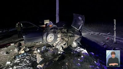 Машина влетела в столб под Кыштымом