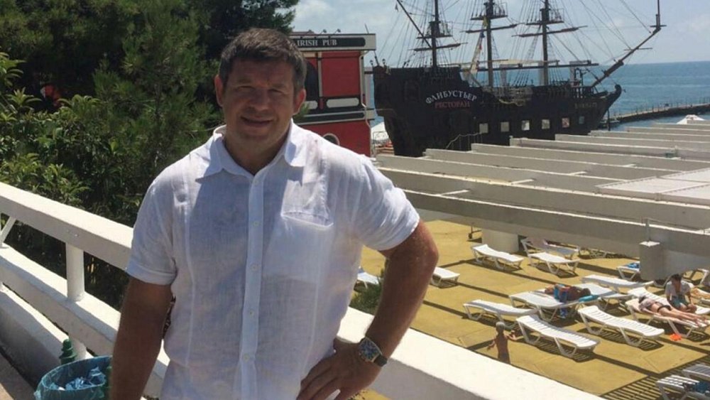 В Челябинске директора Горсада задержали при получении взятки