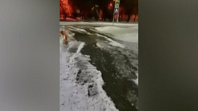 Потоп на улице Новороссийской в Челябинске сняли на видео