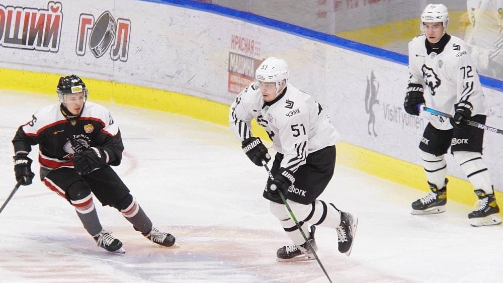 Хоккеисты челябинского клуба «Белые медведи» дважды победили «Тюменский легион» в чемпионате МХЛ