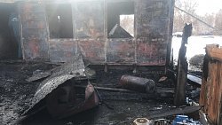 Под Челябинском на пожаре погибли два охранника