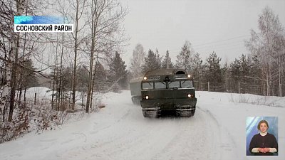 Новобранцы учатся водить военные машины