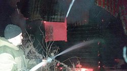 На базе в Челябинской области сгорел гостевой дом