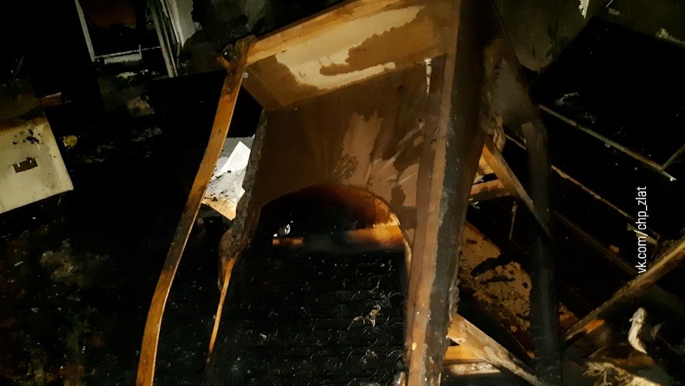 Женщина погибла на пожаре в Златоусте