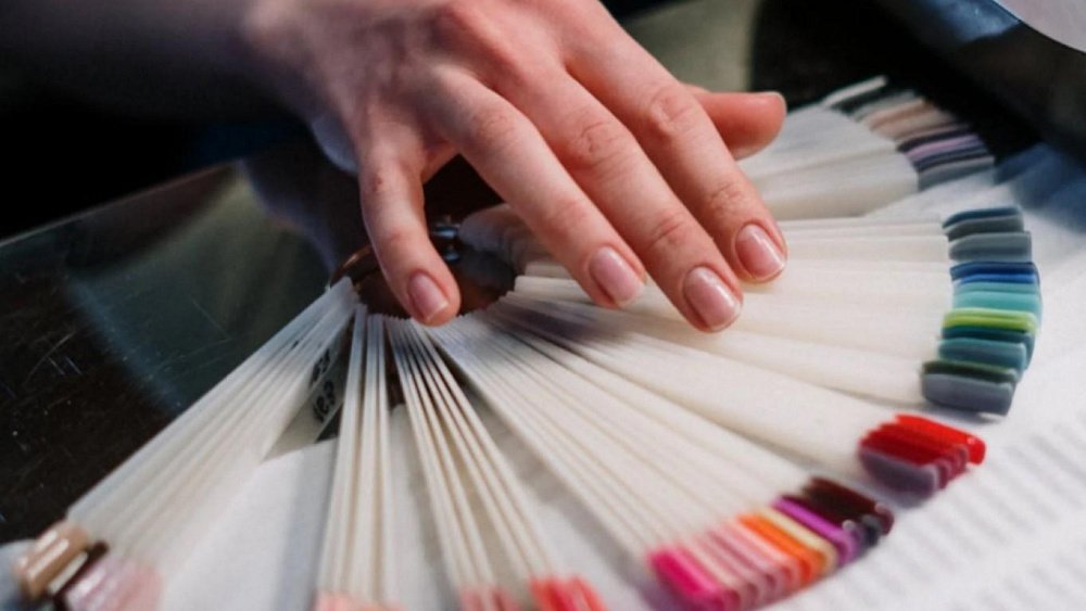 Нужно ли ногтям отдыхать от геля‑лака