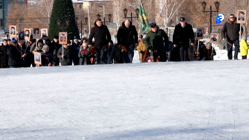Миасцы вспоминают погибших солдат