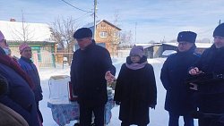 В поселке Карталинского района временно расселят жильцов из‑за пожара в многоквартирном доме