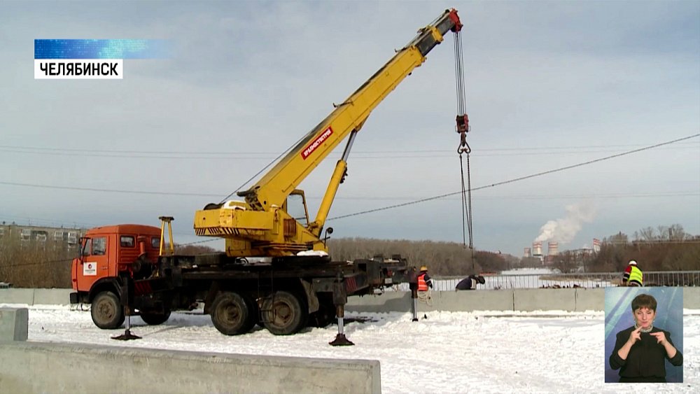 Каркас Ленинградского моста полностью закончен