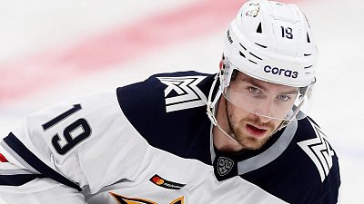 Форвард Семен Кошелев продлил контракт с хоккейным клубом «Металлург»