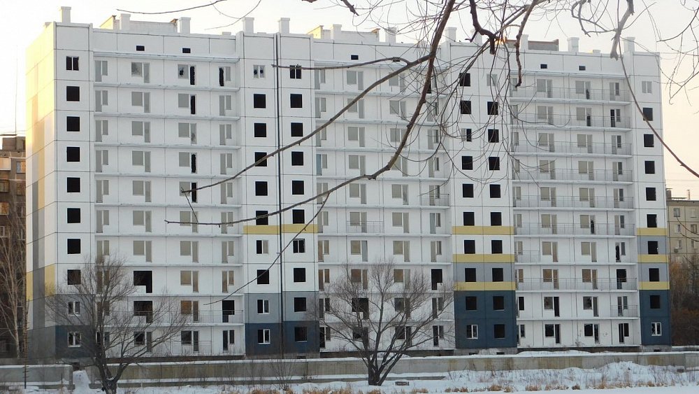Дом в ЖК «Бриз» в Челябинске достроят за 159 млн рублей