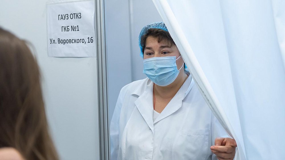 В Челябинской области пункты вакцинации от коронавируса изменили график работы