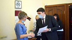 В Челябинской области молодые семьи получили социальные выплаты на покупку жилья