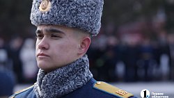 В Челябинске Алексей Текслер возложил цветы к Вечному огню