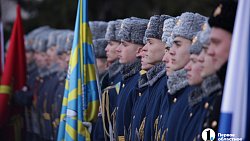 В Челябинске Алексей Текслер возложил цветы к Вечному огню