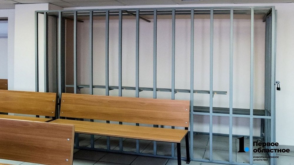 Челябинец получил срок за ограбление павильона микрозаймов