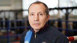 «Бокс не только объединяет, но и помогает» — тренер Фаригат Касымов