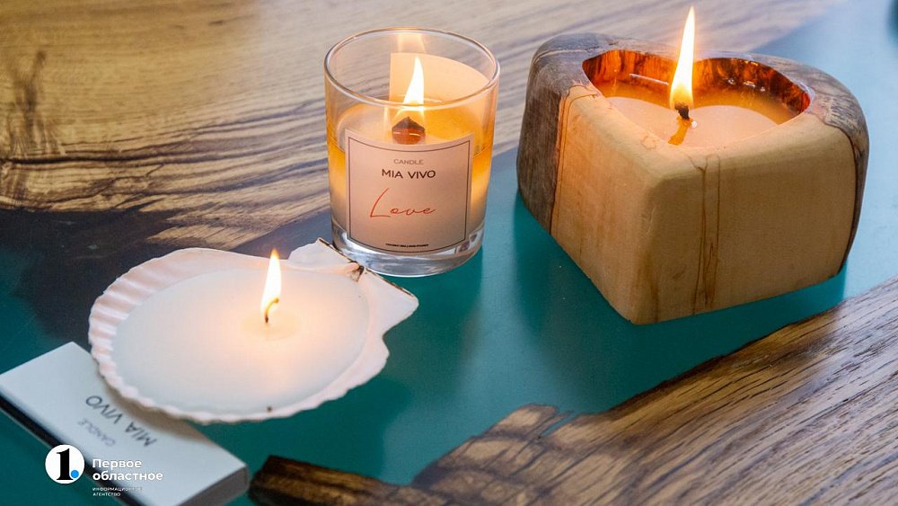 «Включаю музыку и танцую»: челябинка рассказала, как создает свечи из кокосового воска