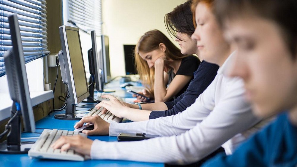 Вузы Челябинска увеличили количество бюджетных мест для абитуриентов 2022 года