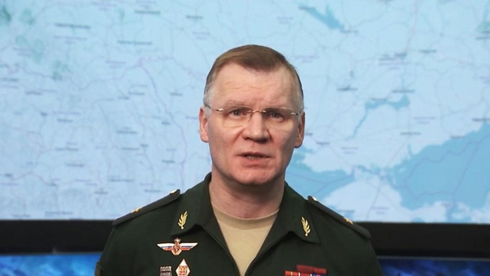 Российские военные летчики уничтожили шесть колонн украинской бронетехники