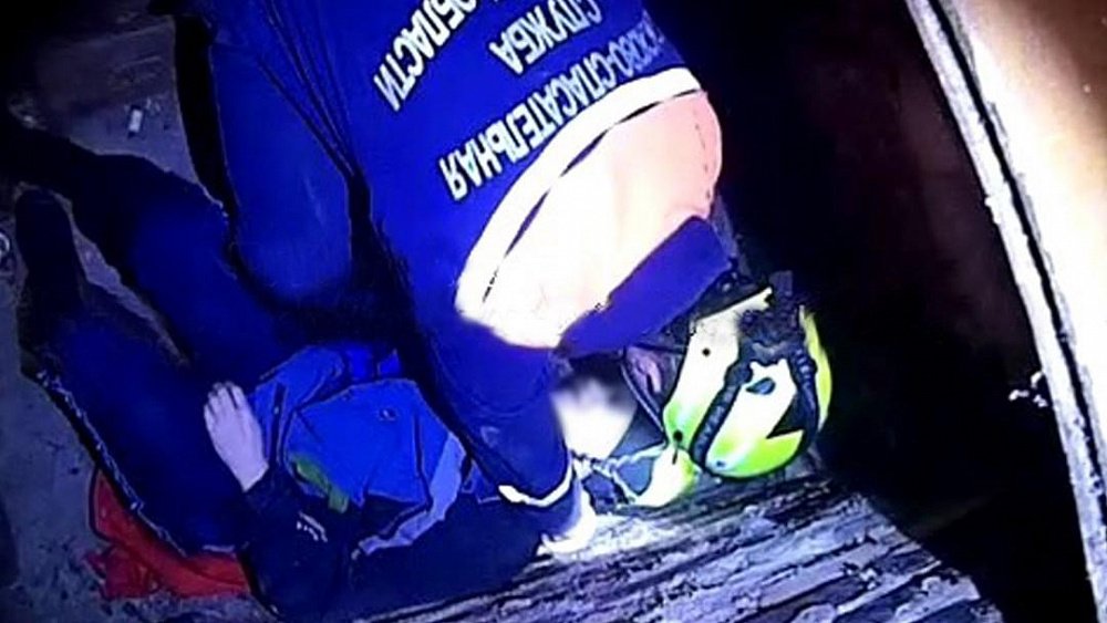 В Златоусте пенсионерка провалилась в погреб