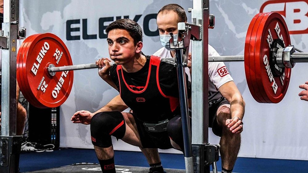 Два южноуральца завоевали золото на первенстве России по пауэрлифтингу